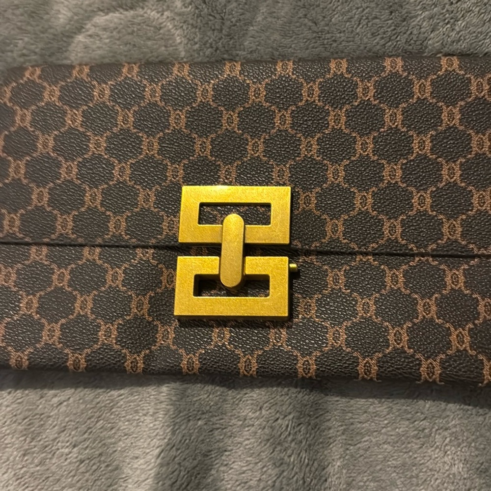 Nice Clutch bag won’t last long